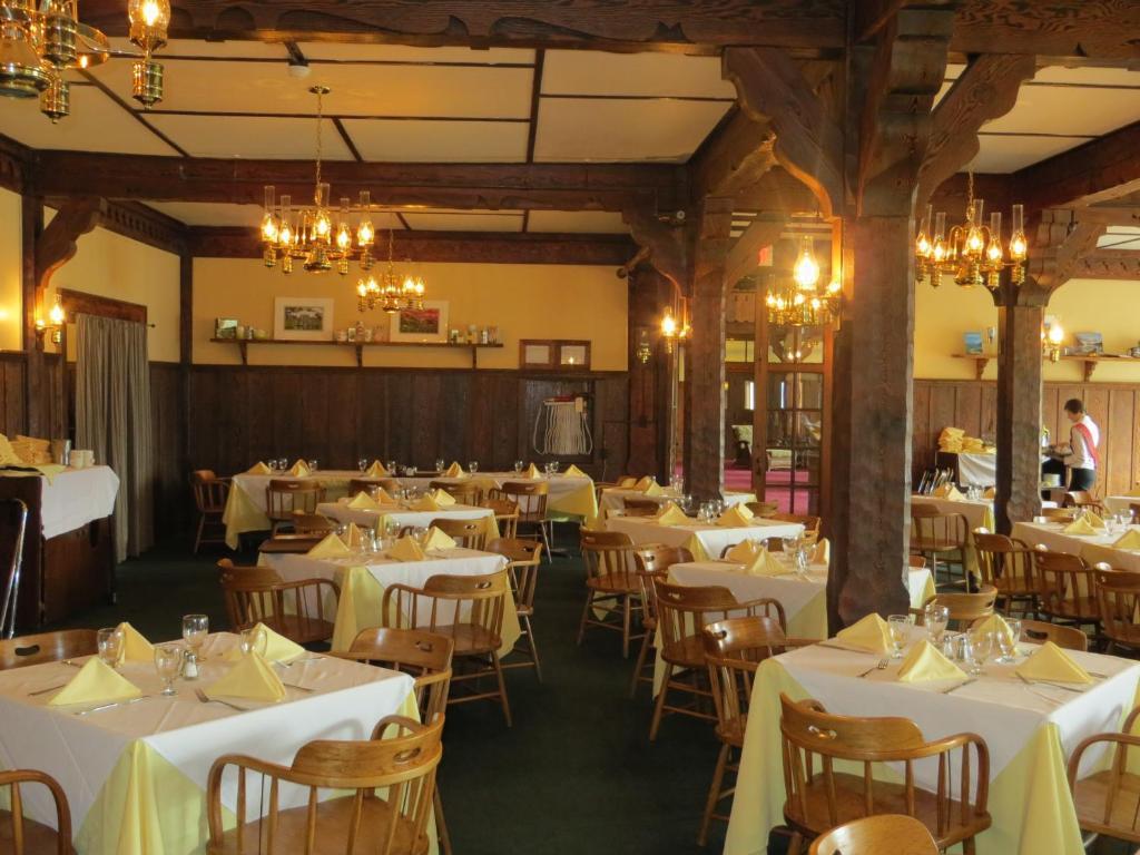 Prince Of Wales Hotel Waterton Park Bagian luar foto