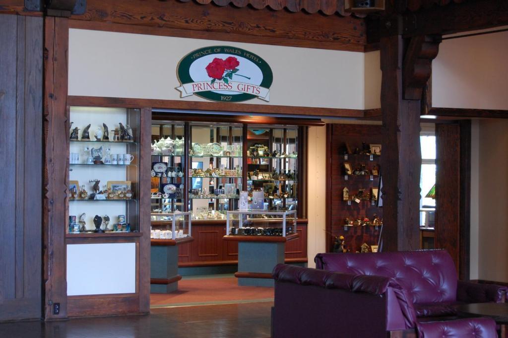 Prince Of Wales Hotel Waterton Park Bagian luar foto